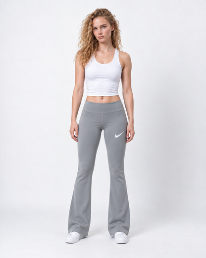 Essential Flared Leggings