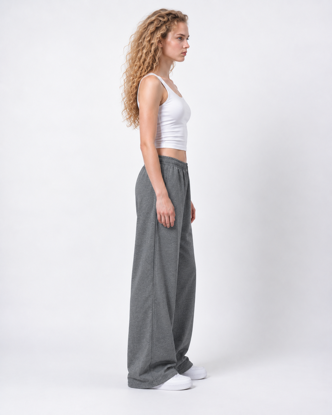 Relaxed Wide-Leg Pants