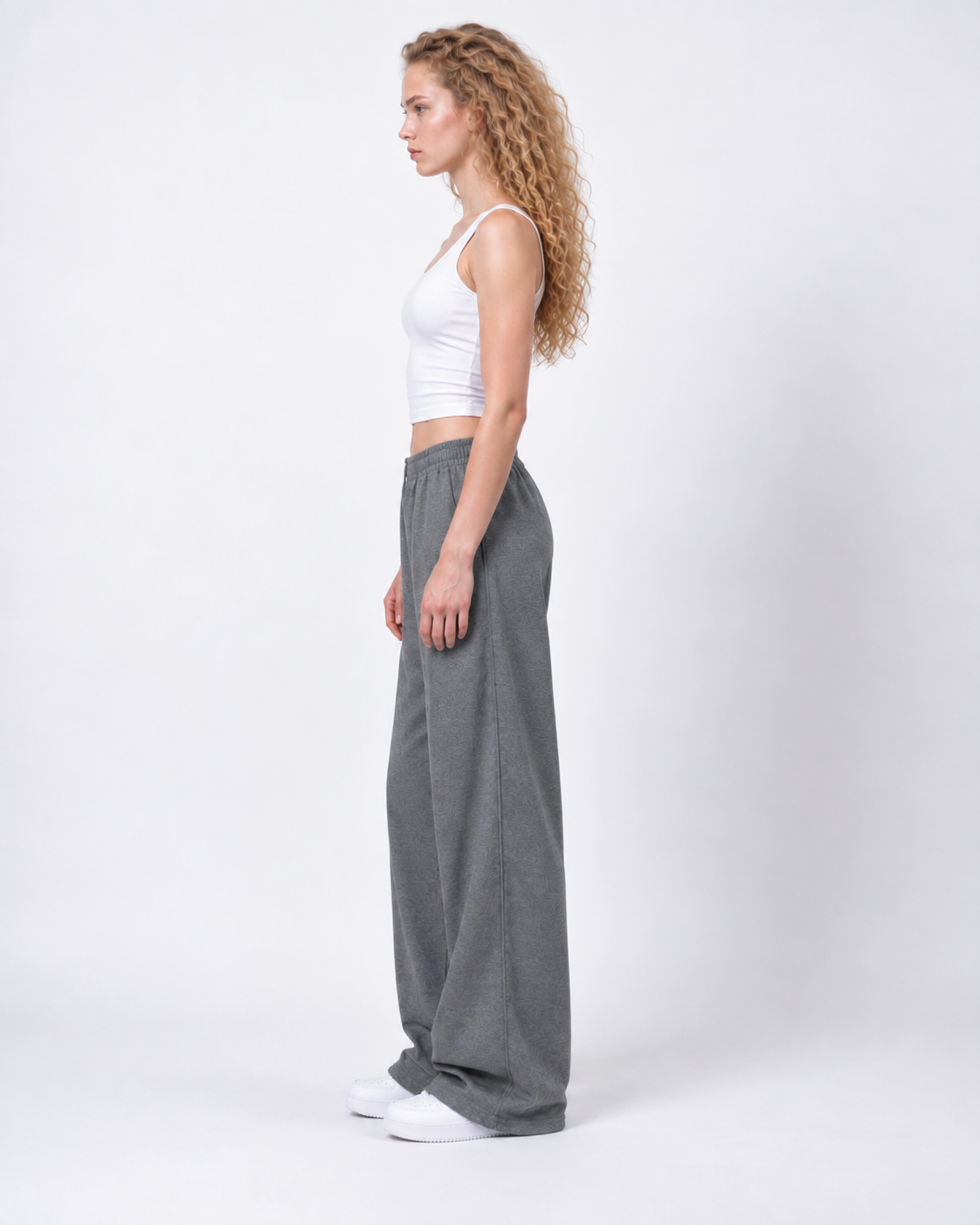 Relaxed Wide-Leg Pants