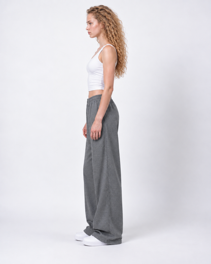 Relaxed Wide-Leg Pants